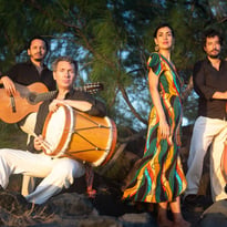 Catalina & Azul Combo invitent Pierre Hamon