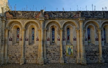 Visite guidée de l'église ruinée Sainte-Marie d'Amans