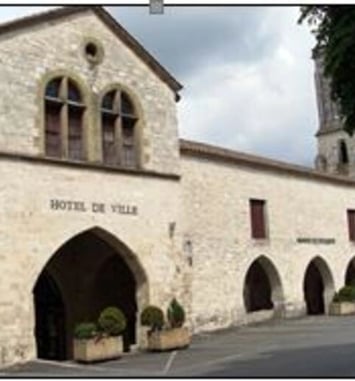 Visite de la mairie actuelle de Castillonnès