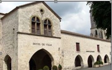 Visite de la mairie actuelle de Castillonnès