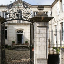 Découvrez la maison de Cours de Thomazeau à Castillonnès