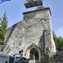 Patrimoine en péril : projet de sauvegarde d'une église romane